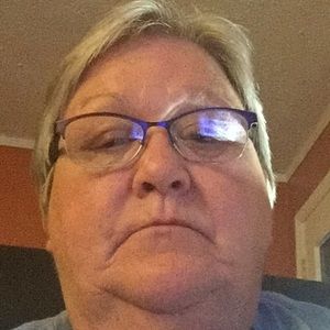 Meet your Posher, Sandy